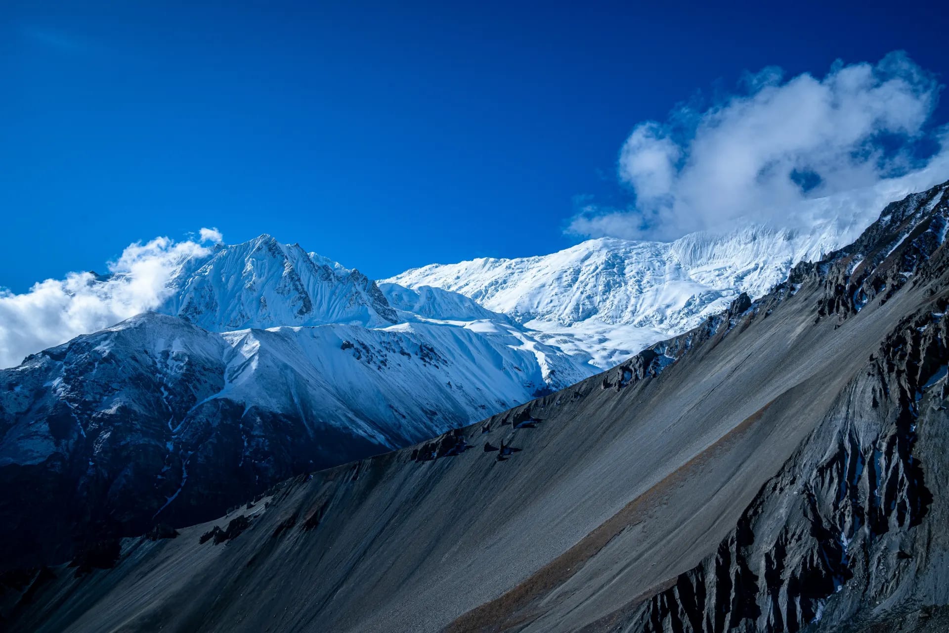 Dhaulagiri Circuit Trek hero view
